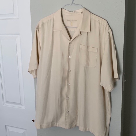 Other - Tommy Bahama silk